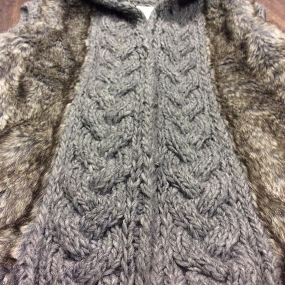 Zara Knit And Fur Vest - Picture 5 of 7